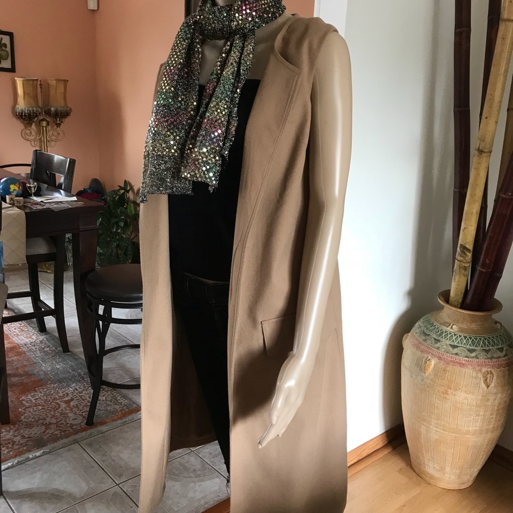 Blazer - Picture 4 of 7